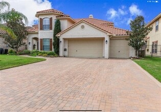 18422 Windsor Lakes Dr in Houston, TX - Building Photo - Building Photo