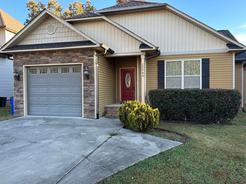 1166 Stone Gate Cir NW in Cleveland, TN - Building Photo