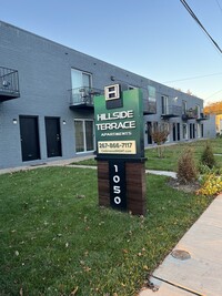 Hillside Terrace Apartments in Abington, PA - Foto de edificio - Building Photo