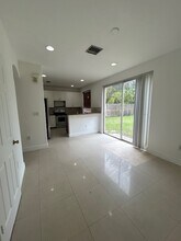 1832 SE 15th St in Homestead, FL - Building Photo - Building Photo