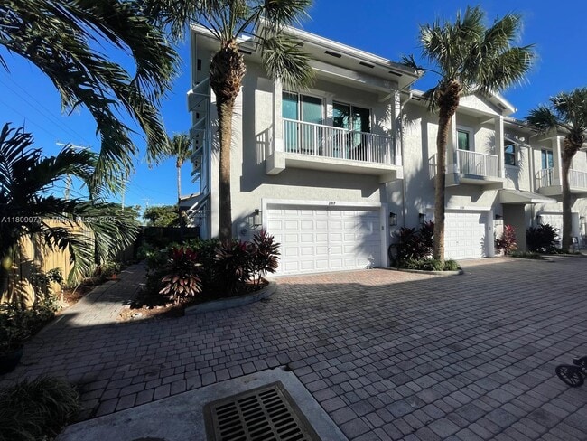 property at 2117 SE 5th St