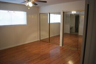 2057 W Village Dr in Phoenix, AZ - Building Photo - Building Photo