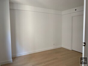 East 39th Street in New York, NY - Building Photo - Building Photo