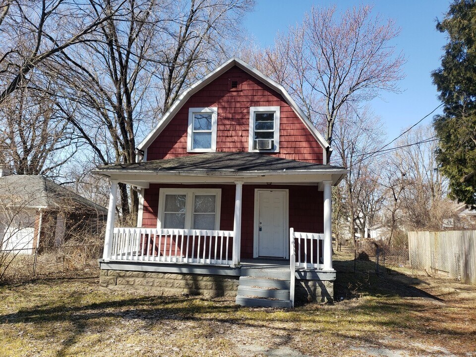 3827 Lockwood Ave-Unit -REAR in Toledo, OH - Building Photo