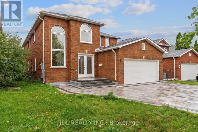 69 Aristotle Dr in Richmond Hill, ON - Building Photo - Building Photo