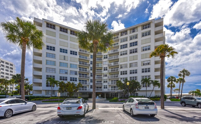 property at 2600 N Flagler Dr