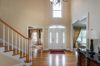 15 Logging Trail Ln in Brookfield, CT - Building Photo - Building Photo