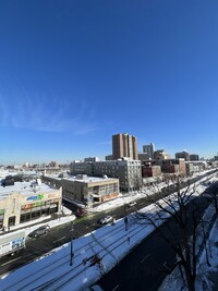 1082 Commonwealth Ave, Unit 206 in Boston, MA - Foto de edificio - Building Photo