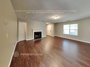 7617 Hidden Creek Dr in Charlotte, NC - Foto de edificio - Building Photo