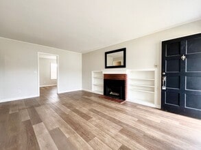 224 Nelson Ave in Pacifica, CA - Building Photo - Building Photo