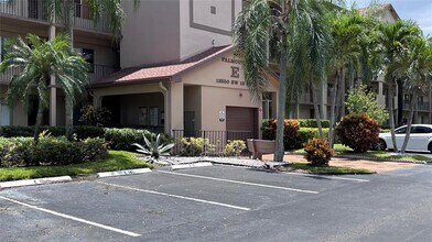 12550 SW 15th St in Pembroke Pines, FL - Building Photo - Building Photo