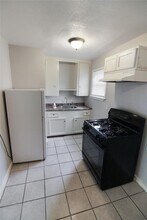 8029 Detroit St in Houston, TX - Building Photo - Building Photo