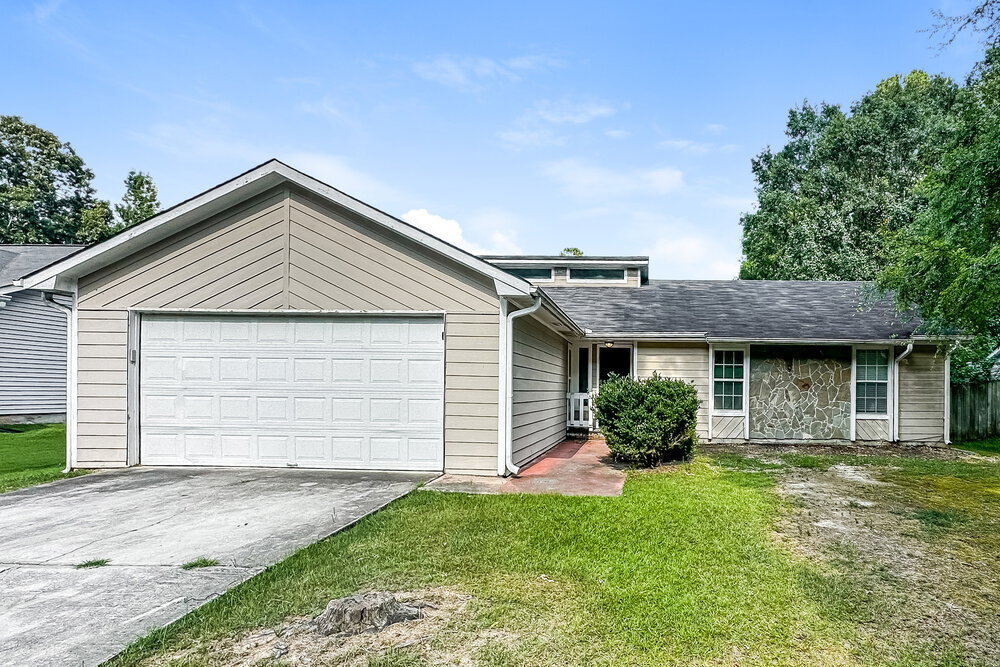 10838 Starling Trail in Hampton, GA - Building Photo