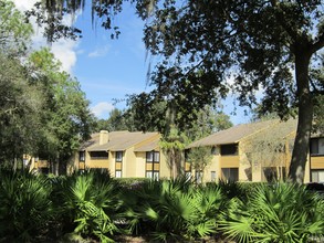 Fisherman's Landing Apartment Homes in Temple Terrace, FL - Building Photo - Building Photo