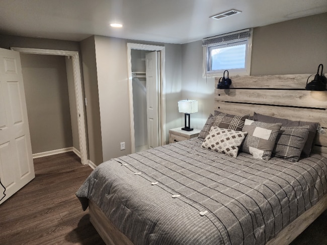 6105 Slater St in Mission, KS - Building Photo - Building Photo