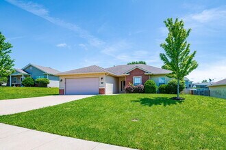 5306 Silver Mill Dr in Columbia, MO - Building Photo - Building Photo