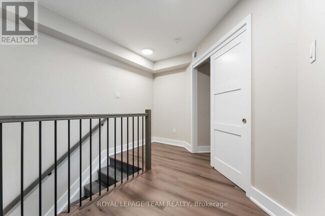 342 Fifth Ave in Ottawa, ON - Building Photo - Building Photo