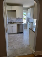 3 Thomas St, Unit 3b in Nashua, NH - Building Photo - Building Photo
