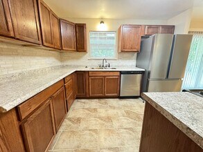 3105 Zephyr Rd in Killeen, TX - Building Photo - Building Photo