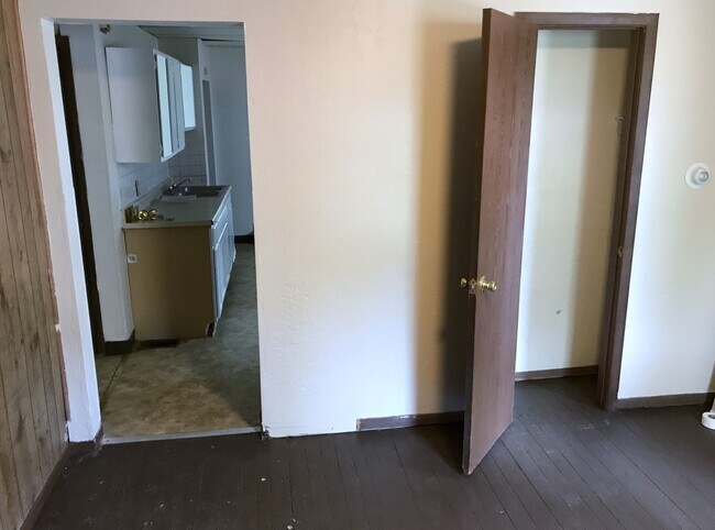 44 S Bates St in Akron, OH - Building Photo - Building Photo