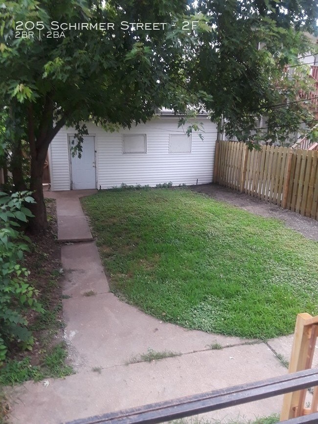 205 Schirmer St-Unit -2F in St. Louis, MO - Building Photo - Building Photo