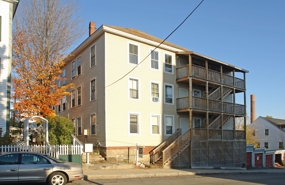 32 Sullivan St in Biddeford, ME - Building Photo