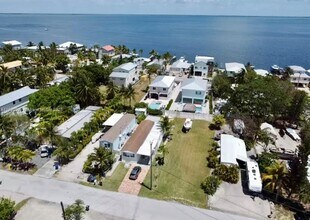 5 Michael Dr in Key Largo, FL - Building Photo - Building Photo