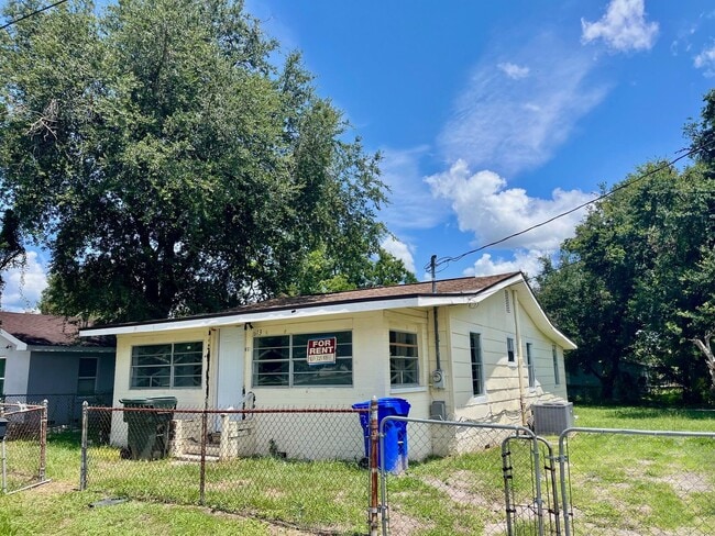 613 W 8th St in Lakeland, FL - Building Photo - Building Photo