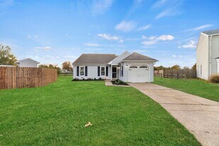 1709 Da Vinci Dr in Virginia Beach, VA - Building Photo