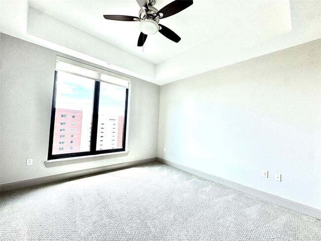 property at 9787 Katy Fwy