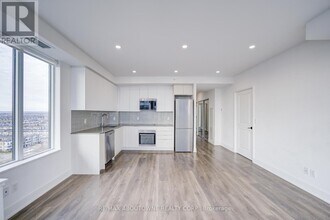 2489 Taunton Rd in Oakville, ON - Building Photo - Building Photo