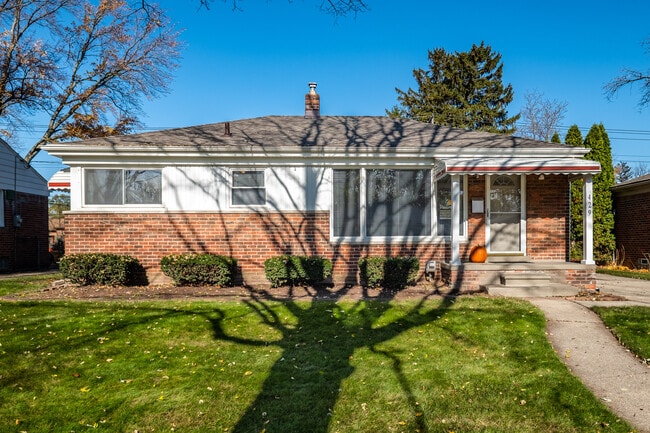 property at 429 E La Salle Ave