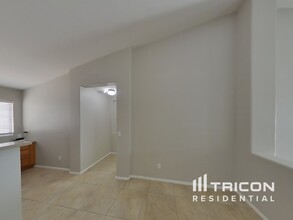 8053 N 109th Ln in Peoria, AZ - Building Photo - Building Photo