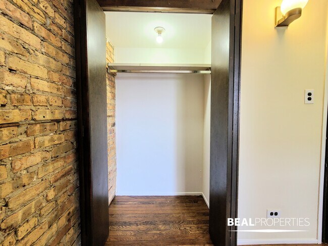3015 N Broadway in Chicago, IL - Building Photo - Building Photo