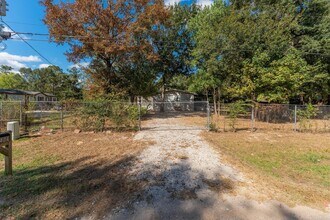 4424 W Forest Rd in Conroe, TX - Building Photo - Building Photo
