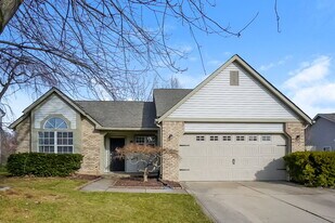 7351 Camberwood Dr in Indianapolis, IN - Building Photo