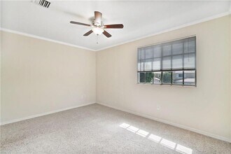 5905 Abbey Rd in Tamarac, FL - Foto de edificio - Building Photo