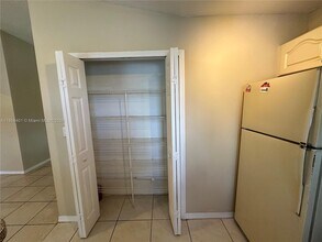 1261 SE 31st Ct in Homestead, FL - Building Photo - Building Photo