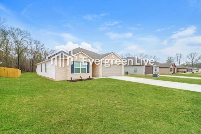 108 Terrence Dr in Beebe, AR - Building Photo - Building Photo