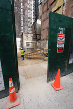 294 Fifth Ave in New York, NY - Building Photo - Building Photo