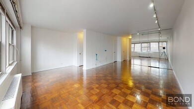 155 E 34th St in New York, NY - Foto de edificio - Building Photo