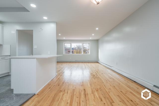 32 Paerdegat 9th St in Brooklyn, NY - Building Photo - Building Photo