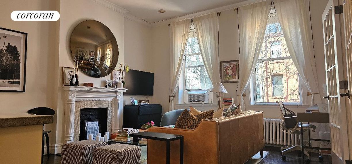 41 Grove St in New York, NY - Building Photo
