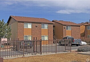 Valencia Park in Albuquerque, NM - Foto de edificio - Building Photo