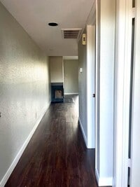 4444 Victory Dr photo'