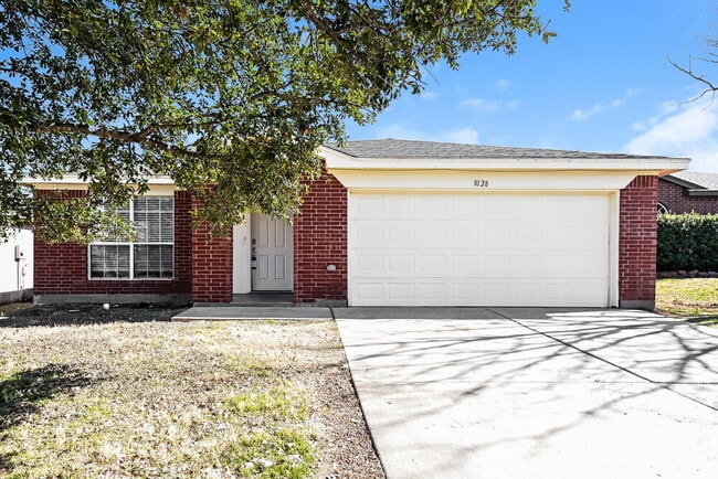 8128 Twin Oaks Trail