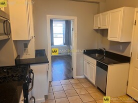 168 Endicott St, Unit 4 in Boston, MA - Building Photo - Building Photo