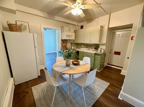 1369 W Market St in York, PA - Building Photo - Building Photo