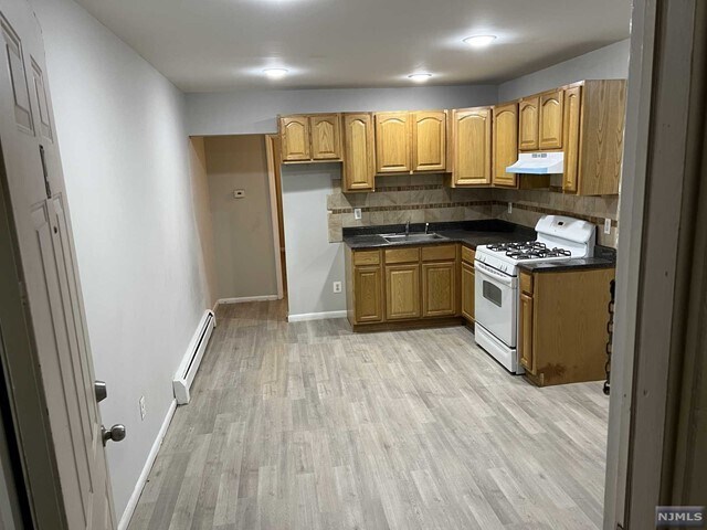 703 Elm St-Unit -4 in Kearny, NJ - Building Photo