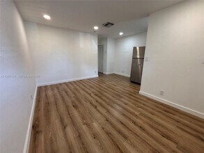 2308 Jackson St in Hollywood, FL - Building Photo - Building Photo